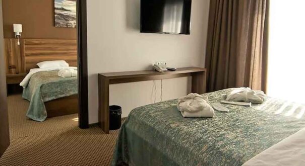 هتل اسکای این (Sky Inn Hotel) باتومی
