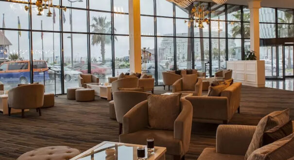 hotel sky tower -تیکس چارتر