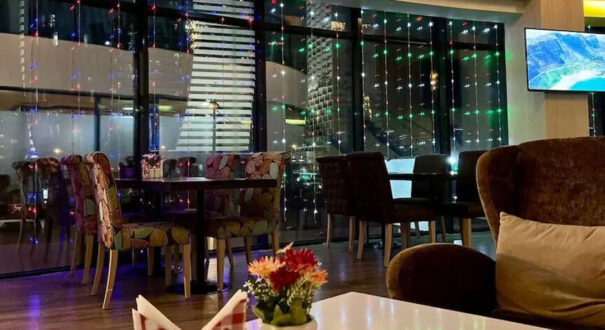 hotel sky tower -تیکس چارتر