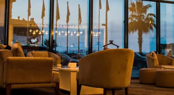 hotel sky tower -تیکس چارتر