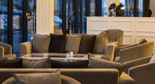 hotel sky tower -تیکس چارتر