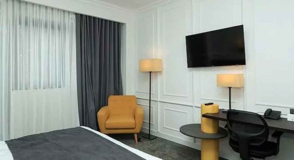 هتل پاین آستوریا (Pine Astoria Tbilisi) تفلیس