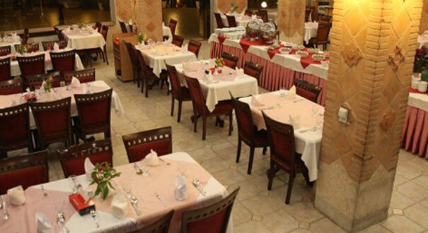 هتل پارک سعدی شیراز-تیکس چارتر