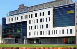 هتل هیوز بوتیک (Hues Boutique Hotel) دبی