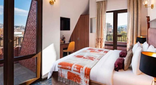 هتل ریور ساید (River Side Hotel) تفلیس