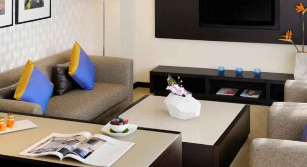 هتل هیوز بوتیک (Hues Boutique Hotel) دبی
