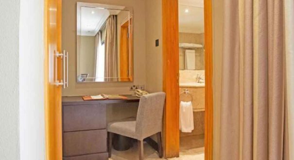 هتل مارین بیچ ریزورت اسپا (Dubai Marine Beach Resort & Spa) دبی