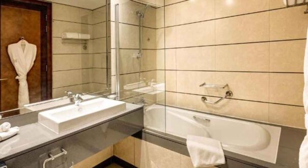 هتل کاپترون (Copthorne Hotel Dubai) دبی
