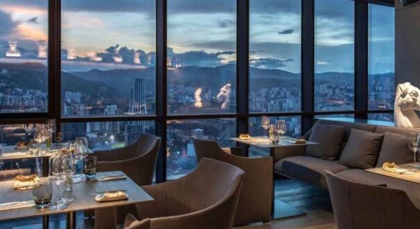 هتل پولمن آکسیز تاورز (Pullman Axis Towers) تفلیس