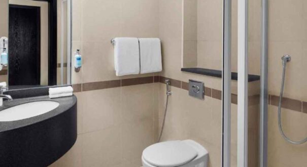 هتل (Holiday Inn Express Dubai - Jumeirah) دبی