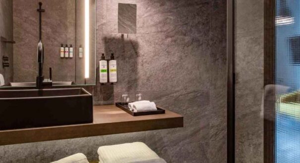 هتل پولمن آکسیز تاورز (Pullman Axis Towers) تفلیس