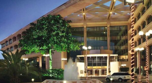 هتل (Mövenpick Dubai Grand Al Bustan) دبی