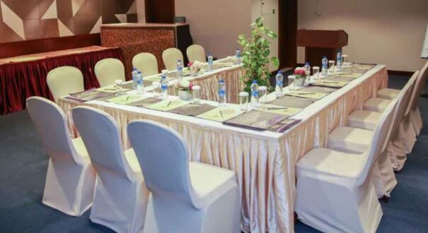 هتل ورسای (Versailles by Vieras Hotel) دبی