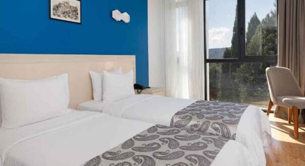 هتل ایوریا این (Iveria Inn) تفلیس