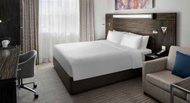 هتل (Holiday Inn Express Dubai - Jumeirah) دبی