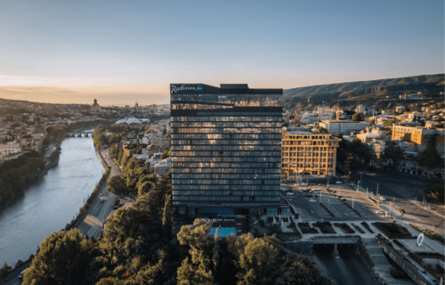 هتل رادیسون بلو ایوریا(RADISSON BLU IVERIA INN) تفلیس