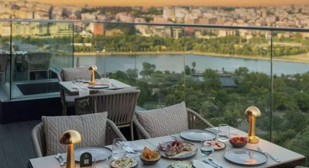 هتل موون پیک گلدن هورن استانبول - تیکس چارتر
