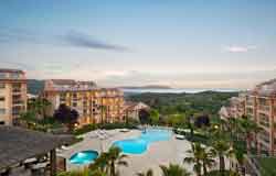 هتل (Unique Residence Hotel Golf &Spa Kusadasi) سوکه