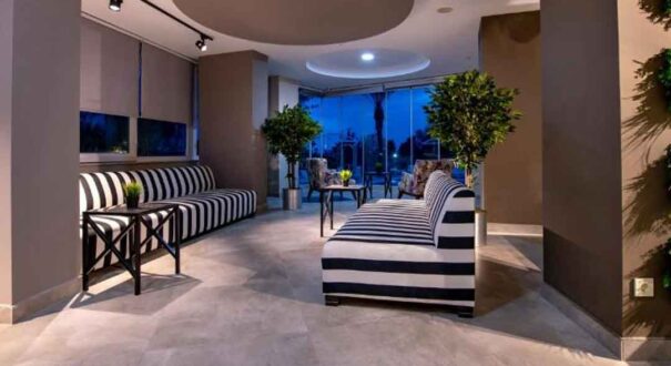 هتل توریست (Tourist Hotel) آنتالیا