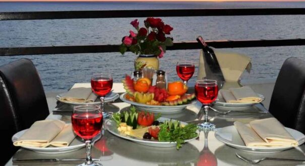 هتل ساندی (Sunday Beach) کوش آداسی