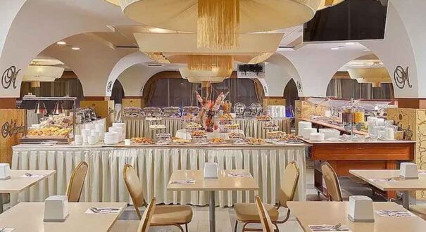 هتل ایزمایلوو دلتا (Hotel Izmailovo Delta) مسکو