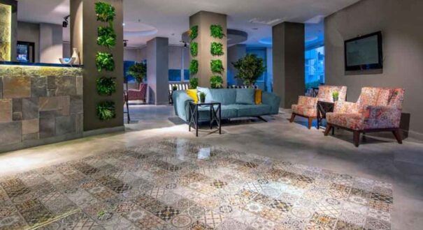 هتل توریست (Tourist Hotel) آنتالیا