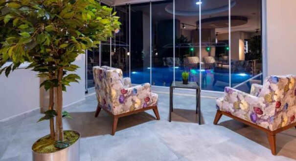 هتل توریست (Tourist Hotel) آنتالیا