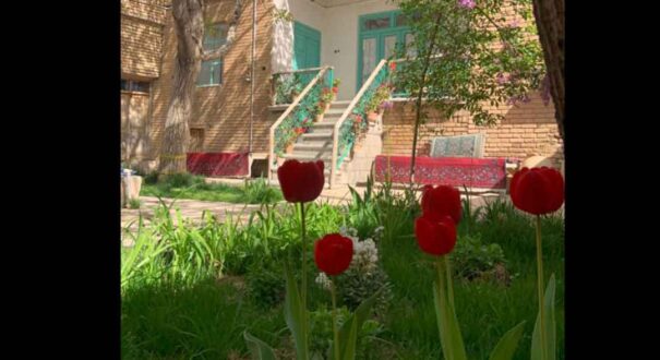 اقامتگاه بومگردی خانه جواهری میاندشت خوانسار - تیکس چارتر