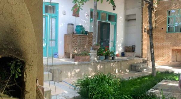 اقامتگاه بومگردی خانه جواهری میاندشت خوانسار - تیکس چارتر