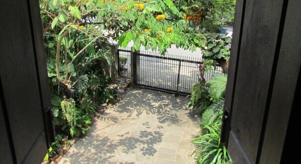 هتل (Momchailai Beach Retreat) پاتایا