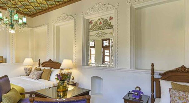 اقامتگاه سنتی عمارت سحرخیزان شیراز