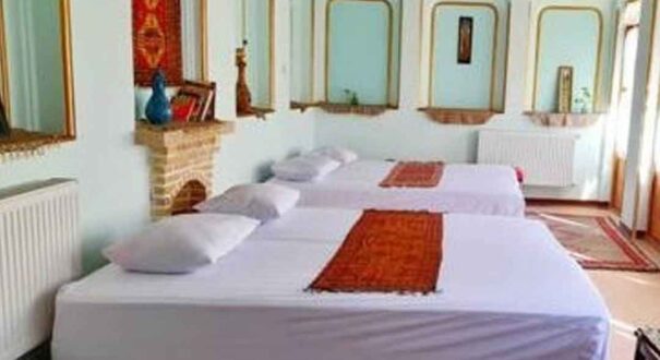 اقامتگاه بومگردی آنا شیراز