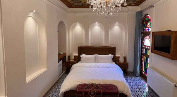 هتل بوتیک سنتی عمارت فرهادی شیراز