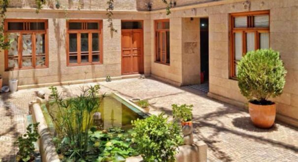 هتل بوتیک سنتی عمارت فرهادی شیراز