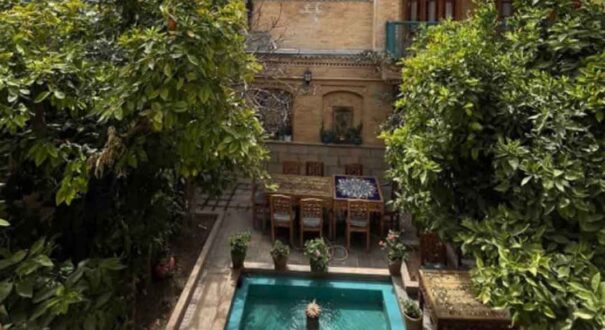 اقامتگاه سنتی عمارت جمشیدیه شیراز