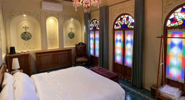 هتل بوتیک سنتی عمارت فرهادی شیراز