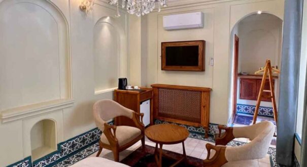 هتل بوتیک سنتی عمارت فرهادی شیراز