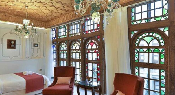 اقامتگاه سنتی عمارت سحرخیزان شیراز