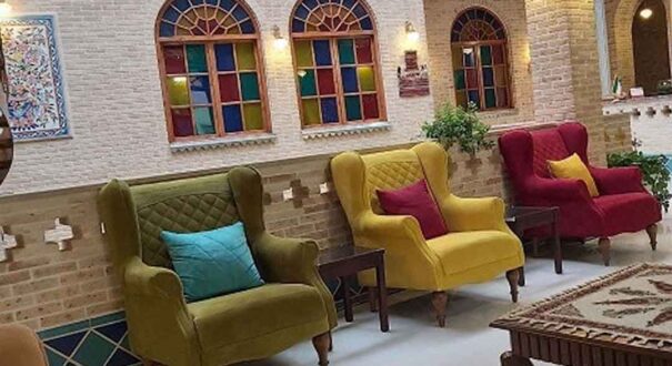 اقامتگاه سنتی درباری شیراز