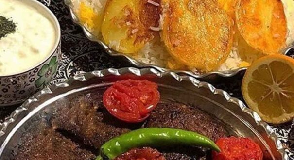 اقامتگاه بومگردی عمارت هفت رنگ شیراز