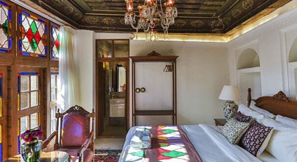 اقامتگاه سنتی عمارت سحرخیزان شیراز