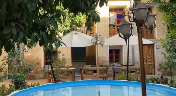 اقامتگاه بومگردی آنا شیراز