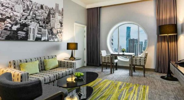 هتل هالیدی این سیلوم (Holiday Inn Bangkok Silom) بانکوک