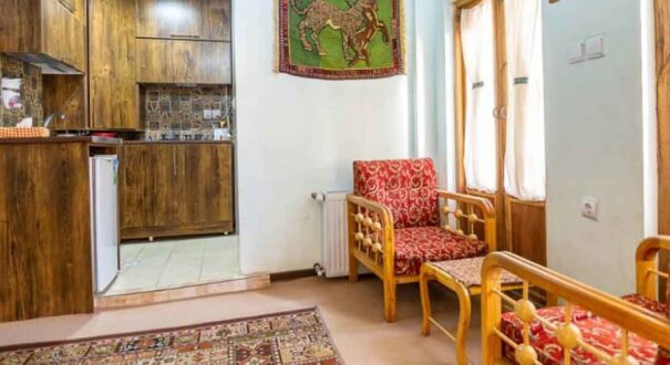 اقامتگاه بومگردی آنا شیراز