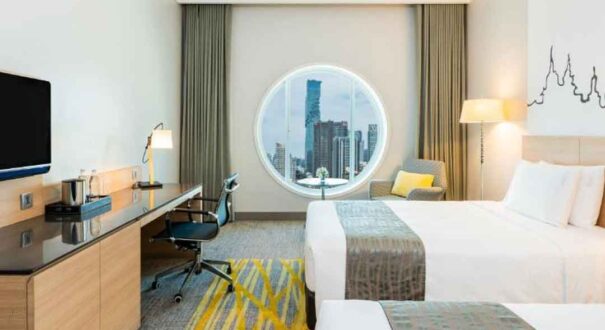 هتل هالیدی این سیلوم (Holiday Inn Bangkok Silom) بانکوک
