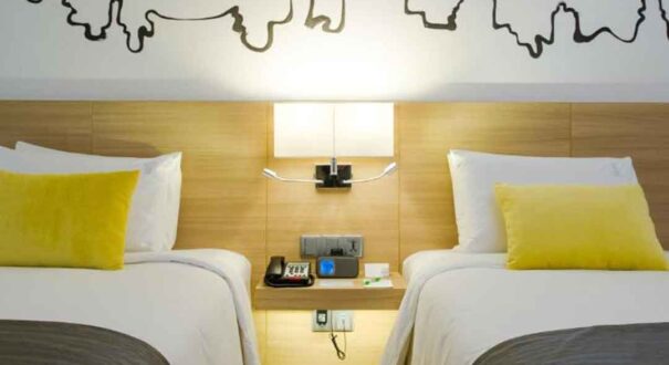 هتل هالیدی این سیلوم (Holiday Inn Bangkok Silom) بانکوک