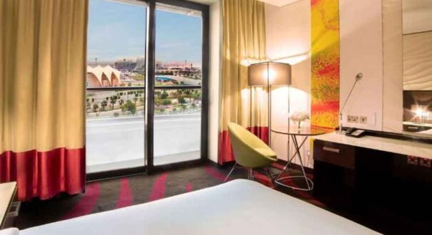 هتل کورنیش (Corniche Hotel Abu Dhabi) ابوظبی