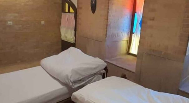 اقامتگاه بومگردی سووشون شیراز