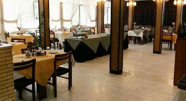 هتل مهمانسرای جهانگردی اردکان-تیکس چارتر