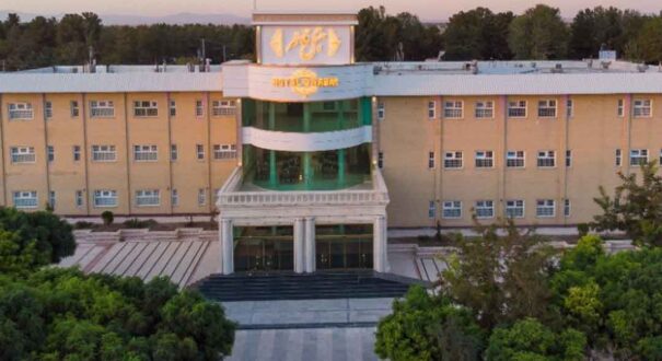 هتل قائم سیرجان تیکس چارتر